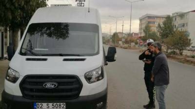 Adıyaman’ın Gölbaşı ilçesinde, öğrencilerin güvenli ulaşımını sağlamak amacıyla okul servis