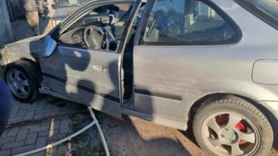 Adıyaman’ın Gölbaşı ilçesinde meydana gelen trafik kazasında, otomobil ile minibüsün