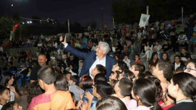 Adıyaman'ın Kahta ilçesinde, Belediye Başkanı Mehmet Can Hallaç'ın seçim döneminde