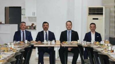 Kahta Öğretmenevi’nde gerçekleşen programa, Kahta Kaymakamı Muhammed Üsame Soysal, Kahta