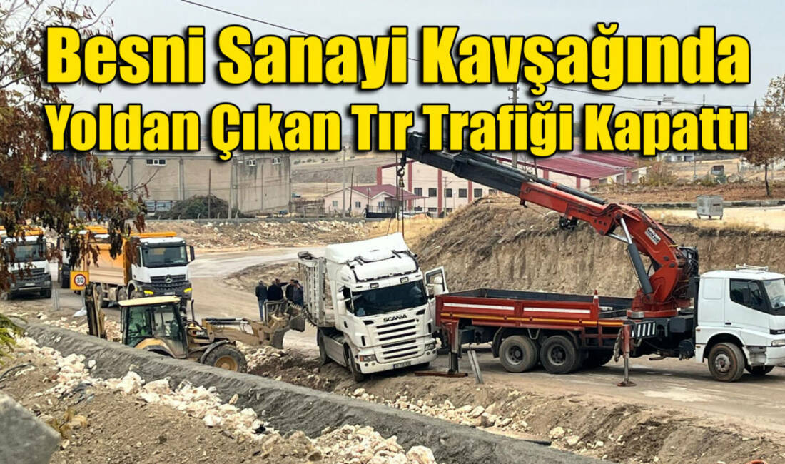 Besni'de Sanayi Kavşağı’nda makas