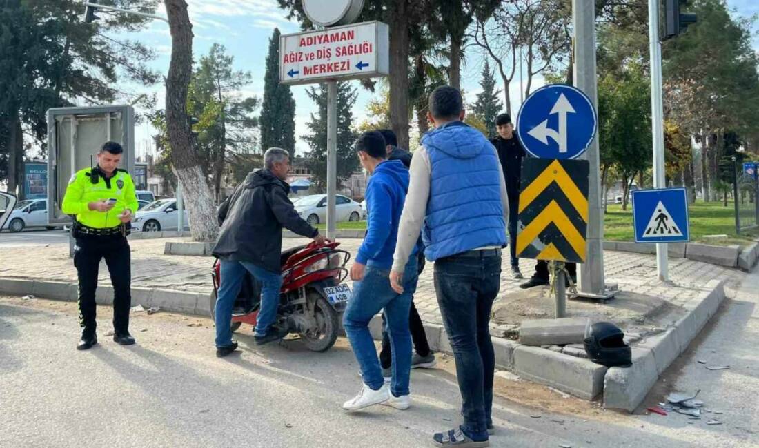 Adıyaman’da otomobil ile motosikletin