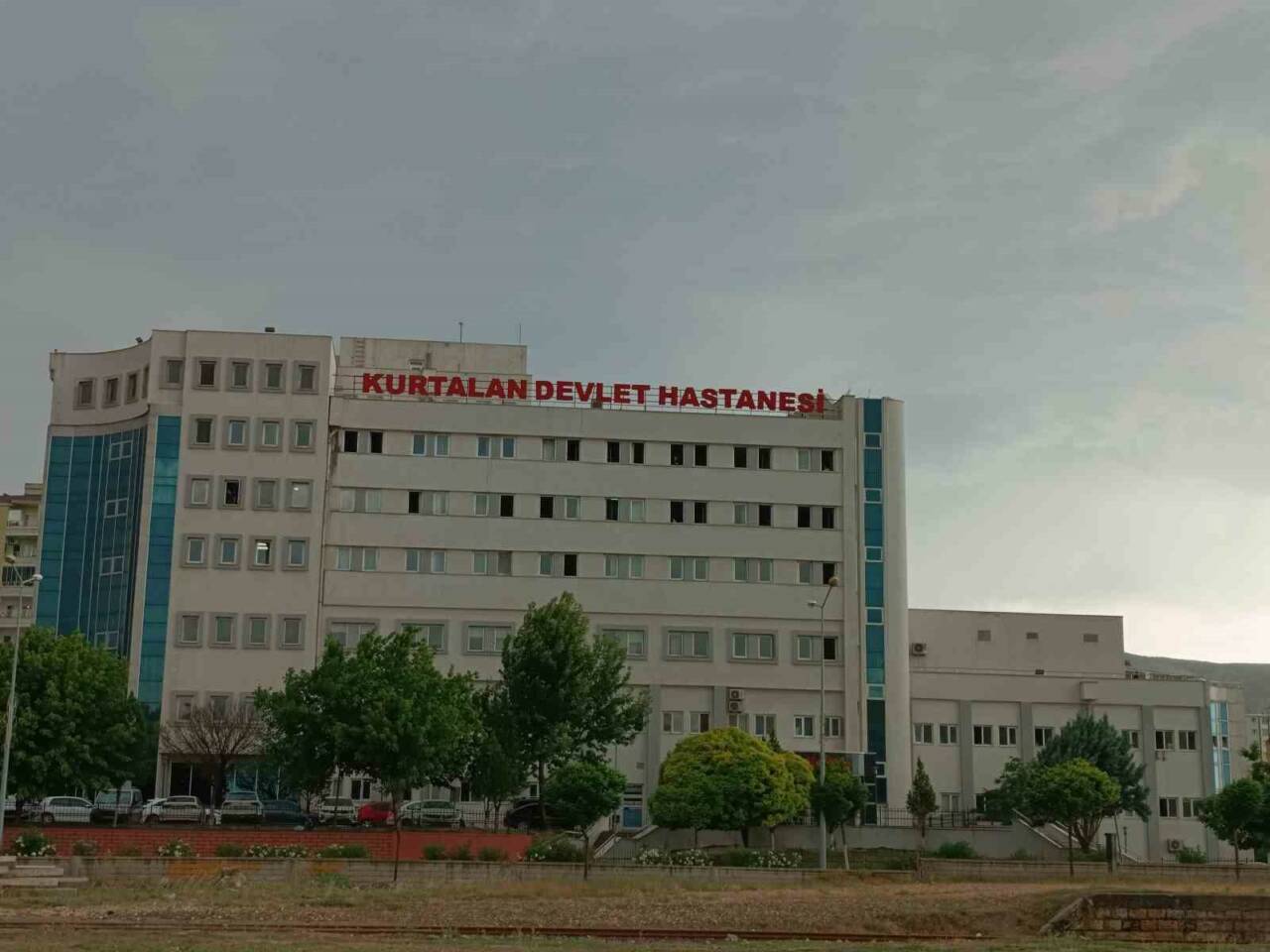 Siirt'in Kurtalan ilçesinde bulunan Kurtalan Ekspres Anadolu Lisesi'nde 16 öğrenci,