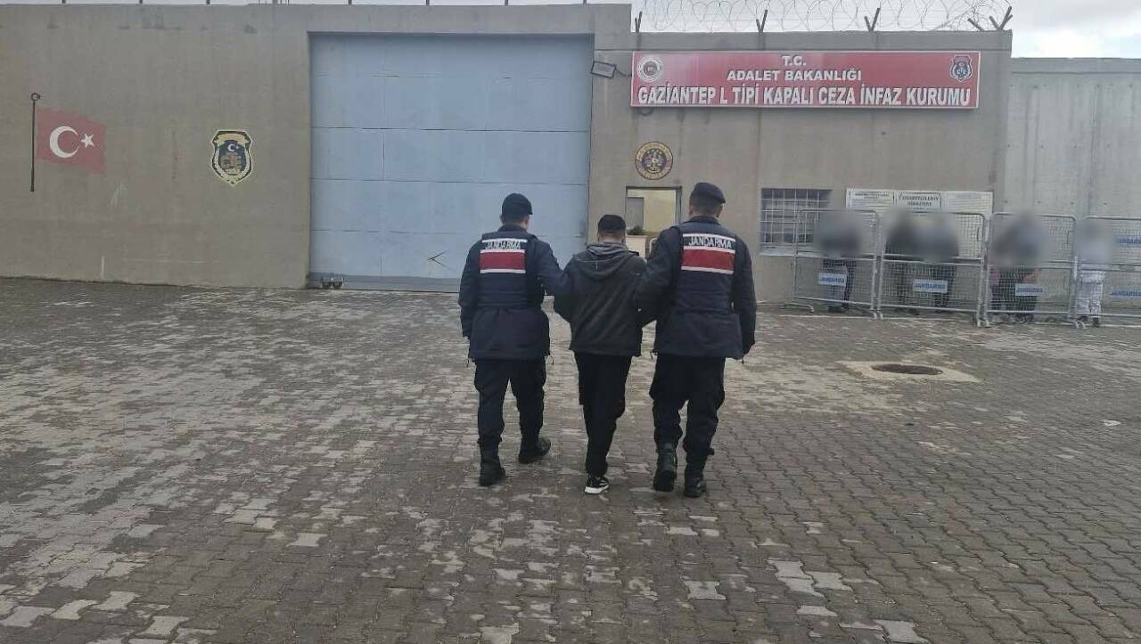 Yol Kesen Yağmacı Firari Jandarma Tarafından Yakalandı