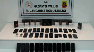 Gaziantep’te jandarma ekiplerinin düzenlediği operasyonda, iki işyerinde toplam 1 milyon
