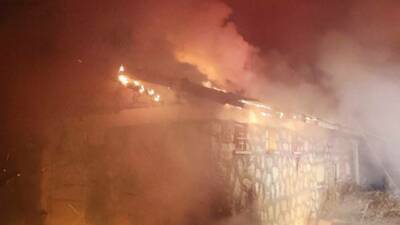 Adıyaman’ın Yenigüven Köyü'nde bulunan kullanılmayan eski sağlık ocağı binasında çıkan