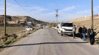 Adıyaman’ın Sitilce mevkiinde meydana gelen trafik kazasında, hafif ticari araç