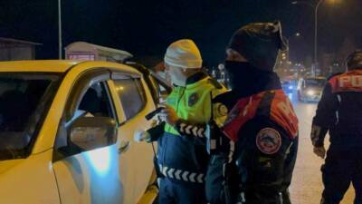 Adıyaman İl Emniyet Müdürlüğüne bağlı polis ekiplerince kent genelinde ‘Huzurlu