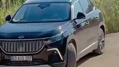 Şanlıurfa’nın Akçakale Belediye Başkanı Abdülhakim Ayhan, makam aracına haciz kararıyla