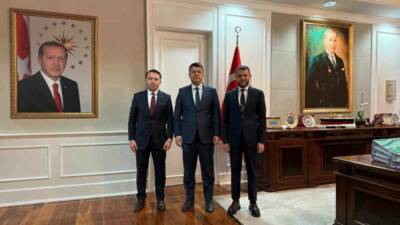 Diyarbakır’ın Eğil Belediye Başkanı Fırat Seydaoğlu ve Eğil Kaymakamı Volkan