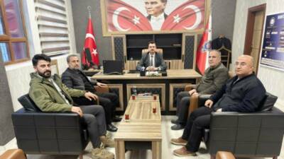 Adıyaman’ın Kahta ilçesinde yerel ve ulusal basında görev yapan gazeteciler,