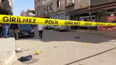 Gaziantep’in Nizip ilçesinde husumetli iki aile arasındaki silahlı kavgada bir