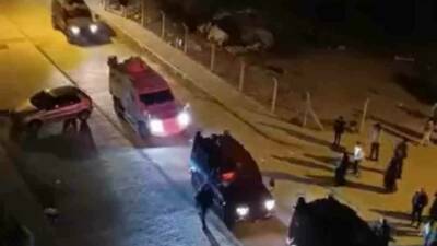 Mardin’in Nusaybin ilçesinde iki grup arasında çıkan tekmeli, yumruklu kavgada