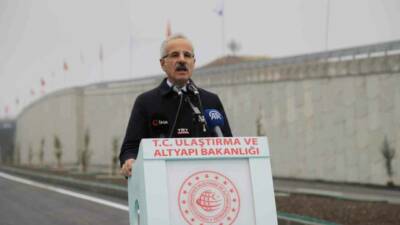 Ulaştırma ve Altyapı Bakanı Abdulkadir Uraloğlu, Kahta-Siverek yolu kapsamında Kahta-Eceler