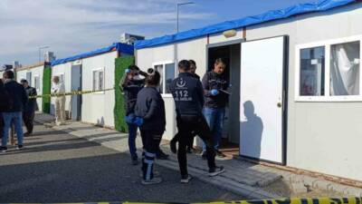 Adıyaman’ın merkez Örenli mevkiindeki K-6 Konteyner Kentte yalnız yaşayan 65