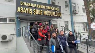 Diyarbakır’da bohçacı kılığıyla evlere girip hırsızlık yapan çeteye "Avcı" operasyonu