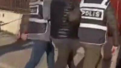 Gaziantep’in Nizip ilçesinde taziye evine silahlı saldırıda bulunarak 2 kişinin