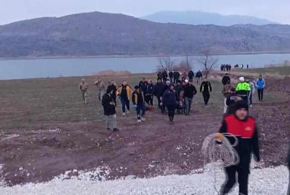 Adıyaman’ın Gölbaşı ilçesindeki Gölbaşı Gölü’nde kadın cesedi bulundu.