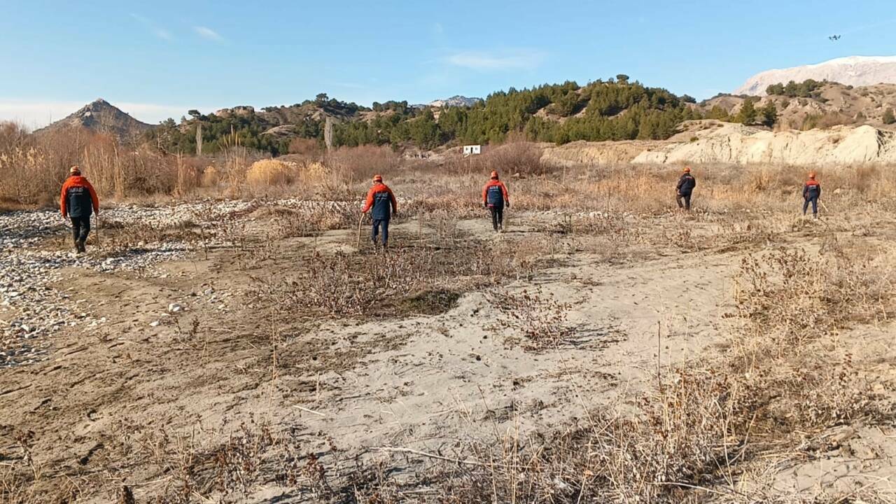 Adıyaman’da 4 gündür kayıp olan 65 yaşındaki Nuriye Parmaksız’ı bulmak