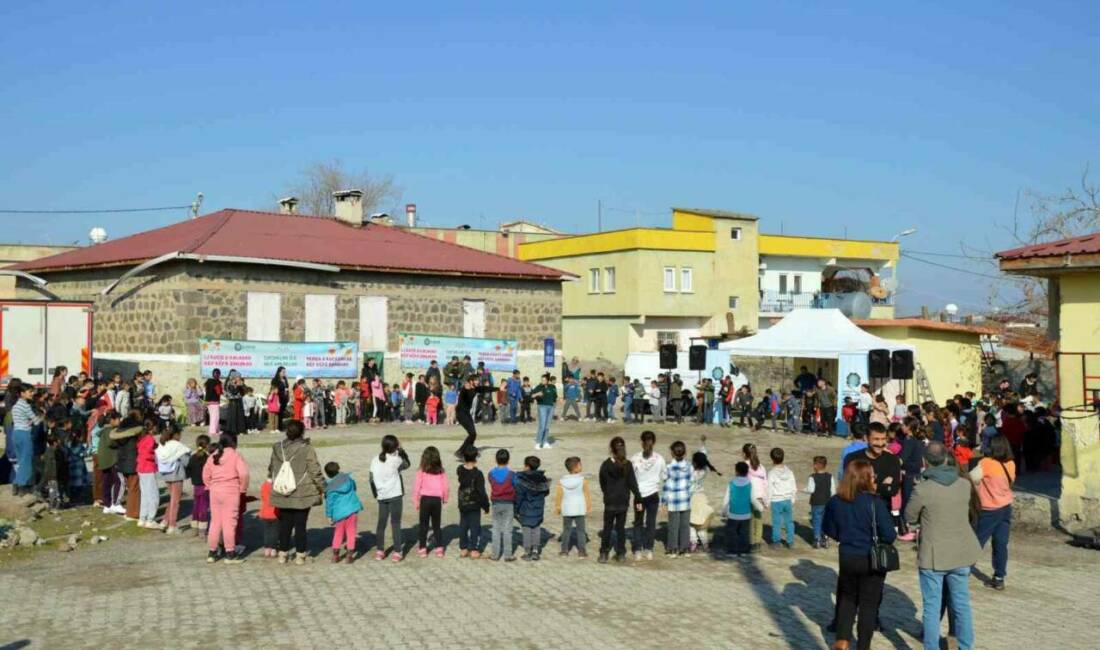 Diyarbakır Büyükşehir Belediyesi, çocukları dijital bağımlılıktan uzak tutmak amacıyla "Çocuklarla