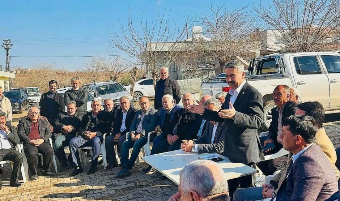 AK Parti Adıyaman Milletvekili Mustafa Alkayış, Külafhöyük Köyü’nde bölge muhtarları