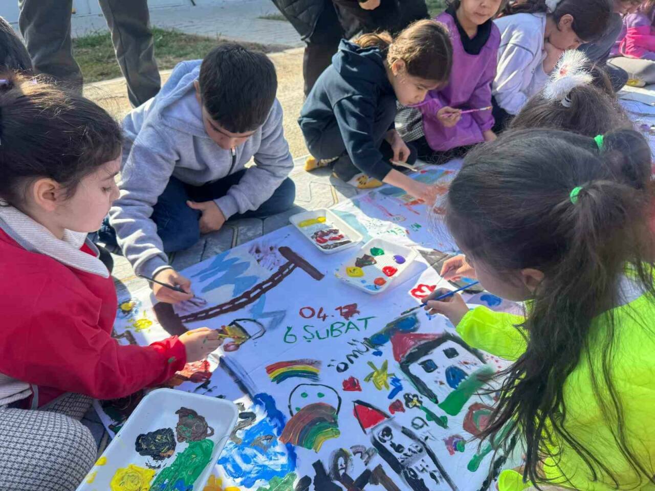 Adıyaman’ın Kahta ilçesinde Borsa İstanbul Fen Lisesi Görsel Sanatlar Öğretmeni