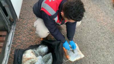 Şanlıurfa’da yapılan bir operasyonda, şehirlerarası yolcu otobüsünde 14 kilo 661