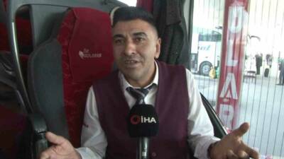 Adıyaman’da şehirlerarası yolcu otobüs şoförlüğü yapan Hasan Kalkan, otobüste yoğurduğu