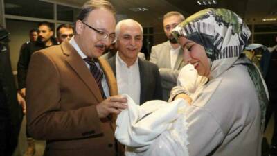 Siirt Valisi Dr. Kemal Kızılkaya, yılın ilk saatlerinde kentteki güvenlik
