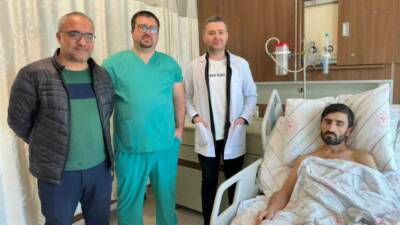 Siirt’in Kurtalan ilçesinde 8’inci kattan düşerek ağır yaralanan 32 yaşındaki