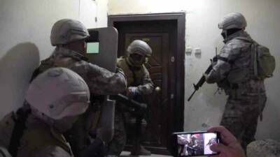 Adıyaman’da meydana gelen hırsızlık olaylarının şüphelilerine yönelik yapılan şafak operasyonunda