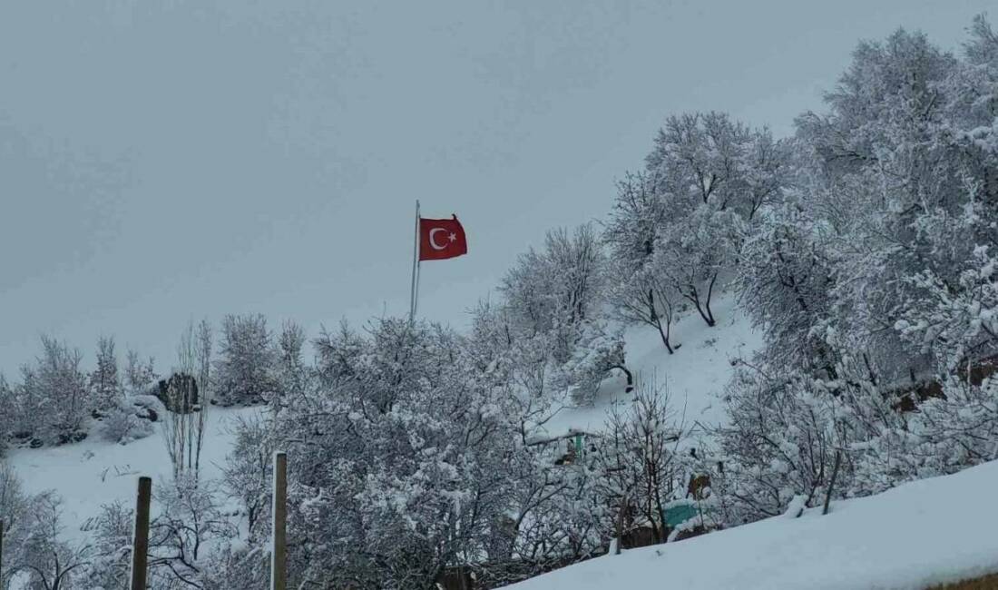 Kurak gecen kış mevsiminin ardından Adıyaman’da etkili olan kar yağışıyla