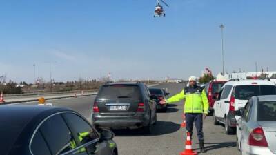 Gaziantep’te jandarma ekiplerince otoyolda dron ve cayrokopter destekli trafik denetimi