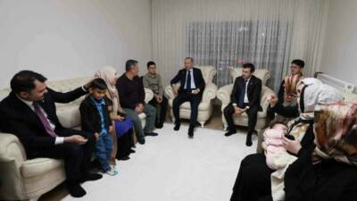 Asrın felaketinin yıl dönümünde Adıyamanlılarla bir araya gelen Cumhurbaşkanı Recep