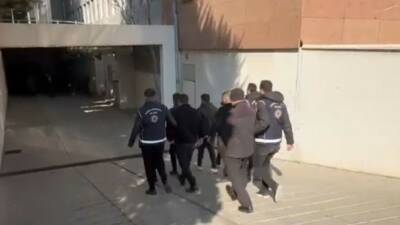 Gaziantep’te polis ekipleri tarafından göçmen kaçakçılığıyla mücadeleye yönelik yapılan operasyonda