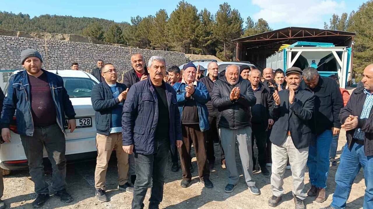 Adıyaman’ın Gölbaşı ilçesine bağlı Ozan köyü halkı, yakın bir noktaya