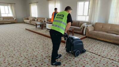 Adıyaman’ın Kahta ilçe Belediyesi, Ramazan Ayı öncesinde ilçedeki ibadethanelerde kapsamlı