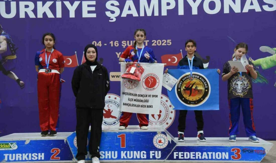 Yalova’da düzenlenen 2025 Türkiye Wushu Kung Fu Şampiyonası’nda Kurtalanlı sporcular,