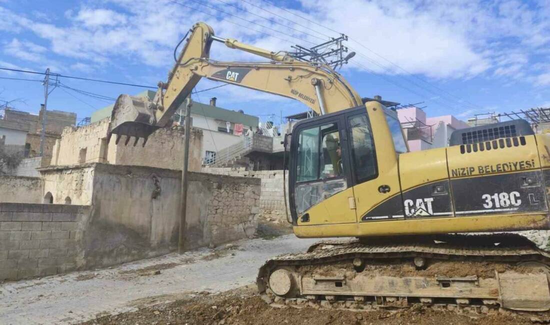 Nizip Belediyesi, ilçede güvenliği artırmak ve görüntü kirliliğini ortadan kaldırmak