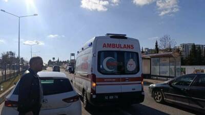 Adıyaman’da yolun karşı tarafına geçmeye çalışan yaya otomobilin çarpması sonucu