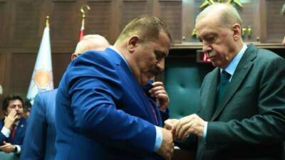 Şırnak’ın Uludere ilçesi Şenoba Belde Belediye Başkanı Alihan Babat AK
