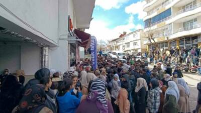 Siirt’in Eruh ilçesinde ev eşyası satan bir iş yerinde büyük
