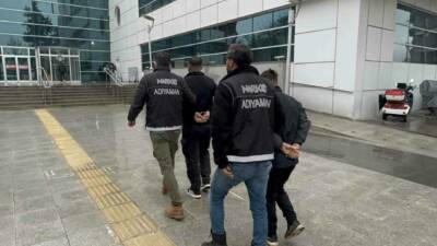 Adıyaman’da, polis ekiplerince yapılan uyuşturucu operasyonunda 2 şahıs yakalandı.