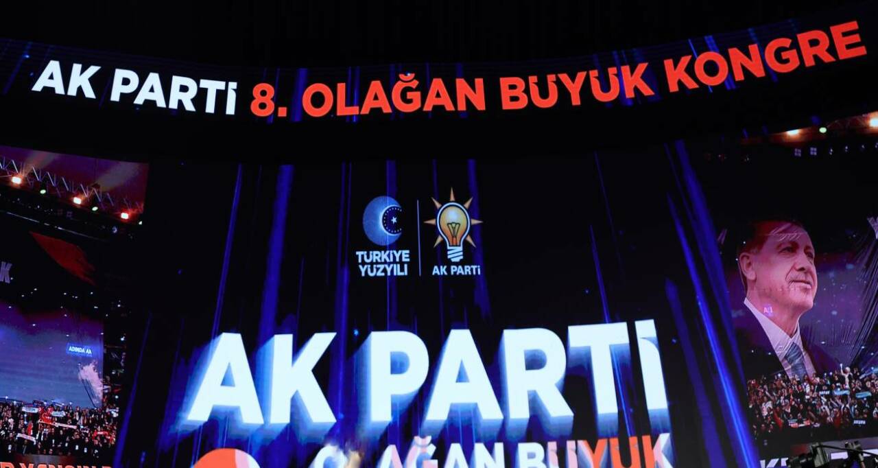 AK Parti 8. Olağan Büyük Kongresi’nde partinin Merkez Karar ve