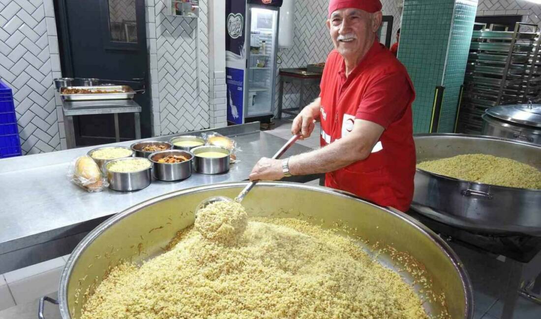 Gaziantep’te yıllarca ailesinin geçimini sağladığı aşçılıktan yaklaşık 6 yıl önce