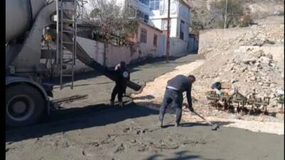 Besni Belediyesi Fen İşleri Müdürlüğü, ilçe genelinde yürüttüğü çalışmalarına aralıksız