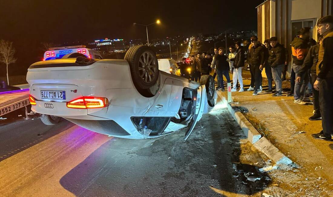 Adıyaman’da otomobilin takla atması sonucu 2 kişi yaralandı.