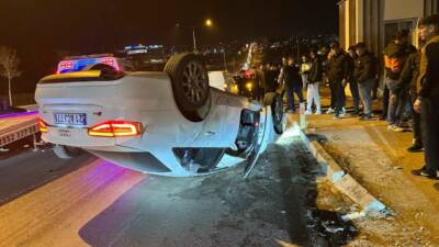 Adıyaman’da otomobilin takla atması sonucu 2 kişi yaralandı.