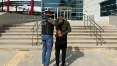 Adıyaman’da, polis ekiplerince yapılan uyuşturucu operasyonunda yakalanan 1 şahıs sevk