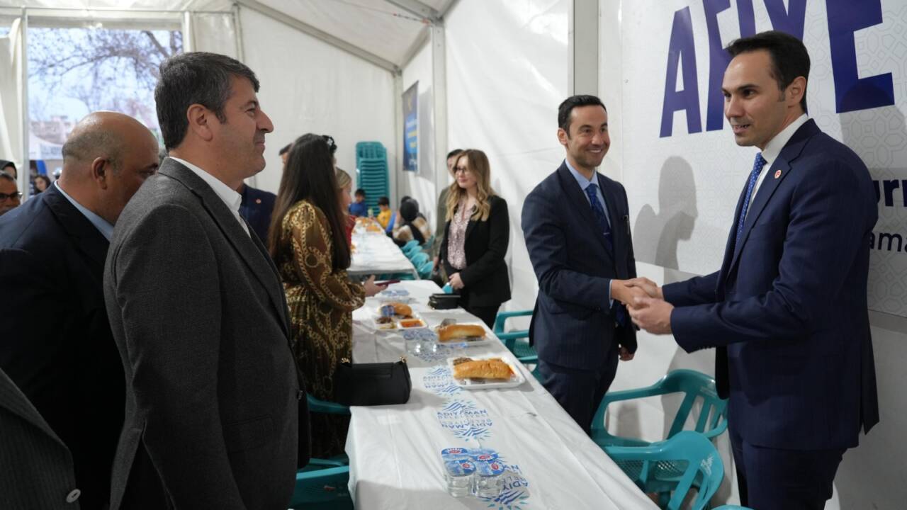 Bir dizi temaslarda bulunmak üzere Adıyaman’a gelen Doğru Yol Partisi